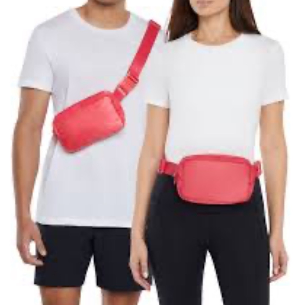 GAPFit belt bag red pink unisex